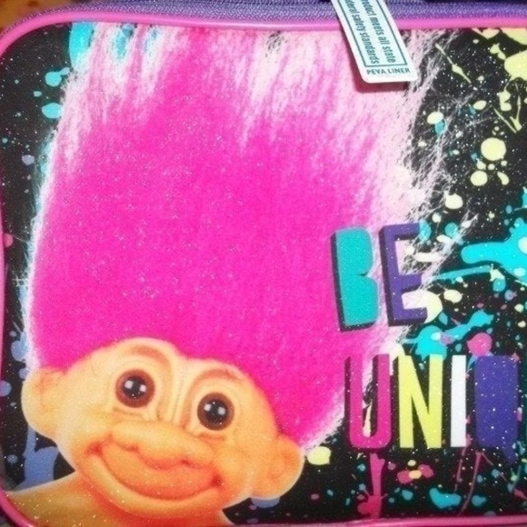 unbranded Other - Brand new trolls lunch box 7x9 " nice